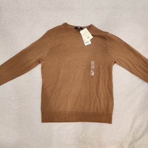 NWT Uniqlo merino wool sweater - L